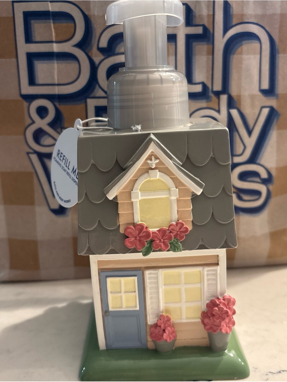 Bath & Body Works Cottage Gentle & Clean Foaming Hand Soap Dispenser